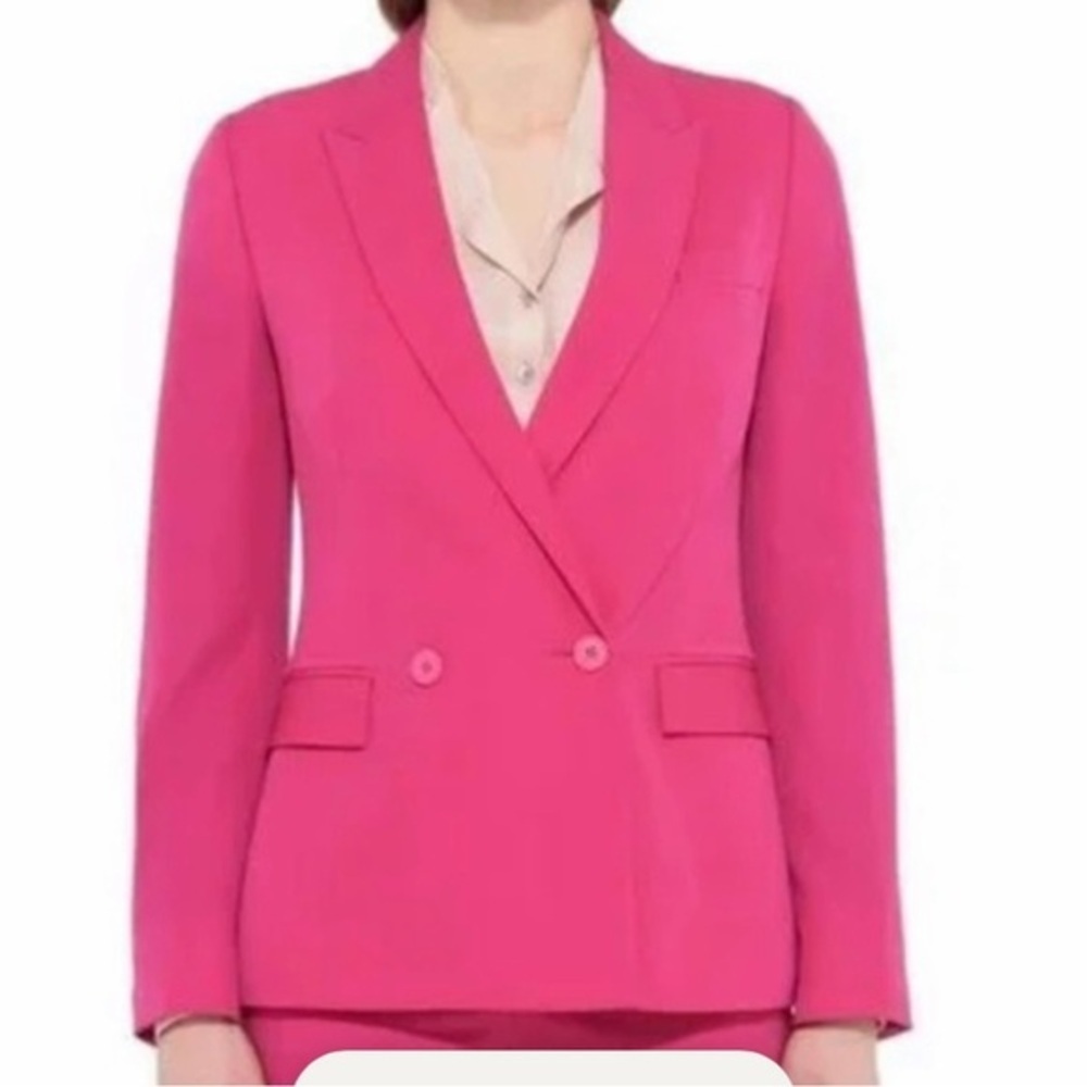 Stella Mccartney's hot dahlia pink blazer is elegant chic - Picture 4 of 7